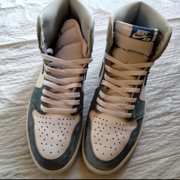 Air Jordan 1 Retro HighHyper Royal Smoke Grey ( Size 10.5 - Picture 2 of 6